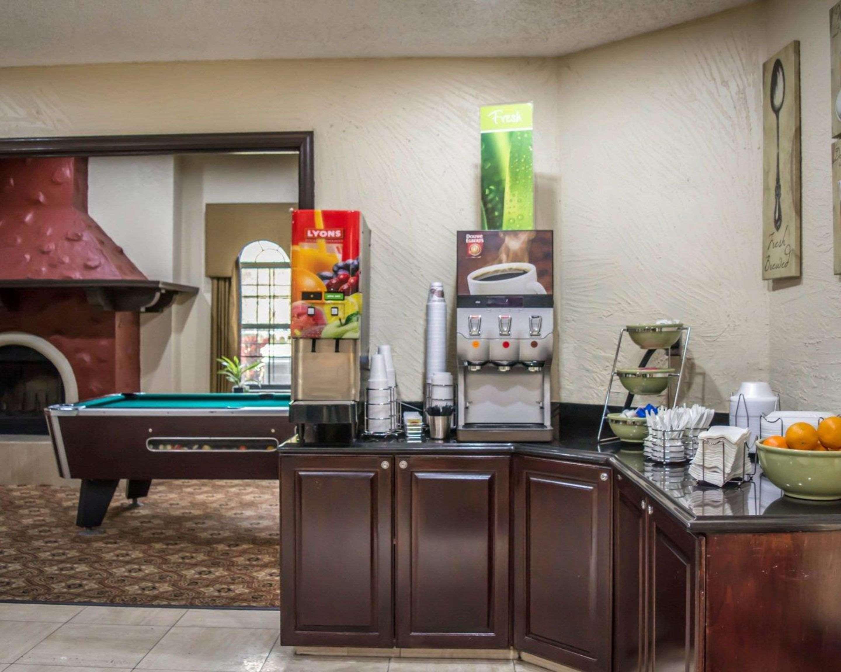 Clarion Pointe Tampa-Brandon Near Fairgrounds And Casino Hotel Mango Kültér fotó