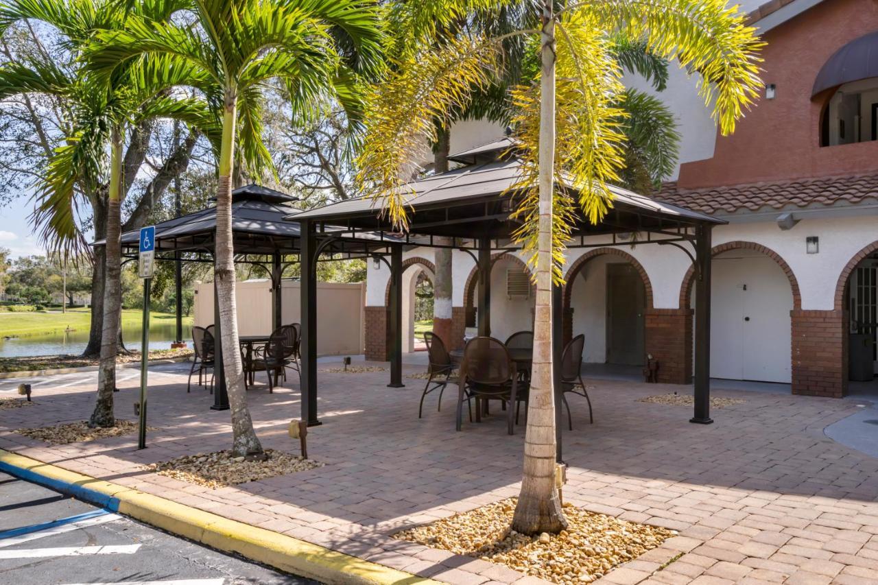 Clarion Pointe Tampa-Brandon Near Fairgrounds And Casino Hotel Mango Kültér fotó