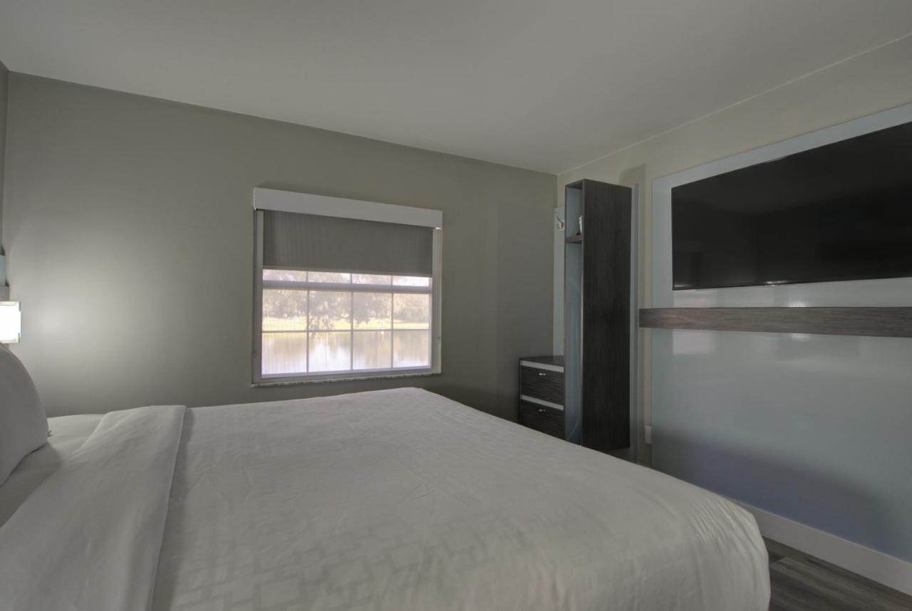 Clarion Pointe Tampa-Brandon Near Fairgrounds And Casino Hotel Mango Kültér fotó