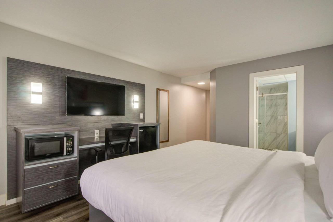 Clarion Pointe Tampa-Brandon Near Fairgrounds And Casino Hotel Mango Kültér fotó