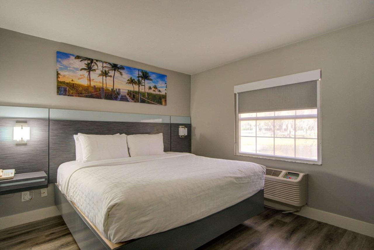 Clarion Pointe Tampa-Brandon Near Fairgrounds And Casino Hotel Mango Kültér fotó